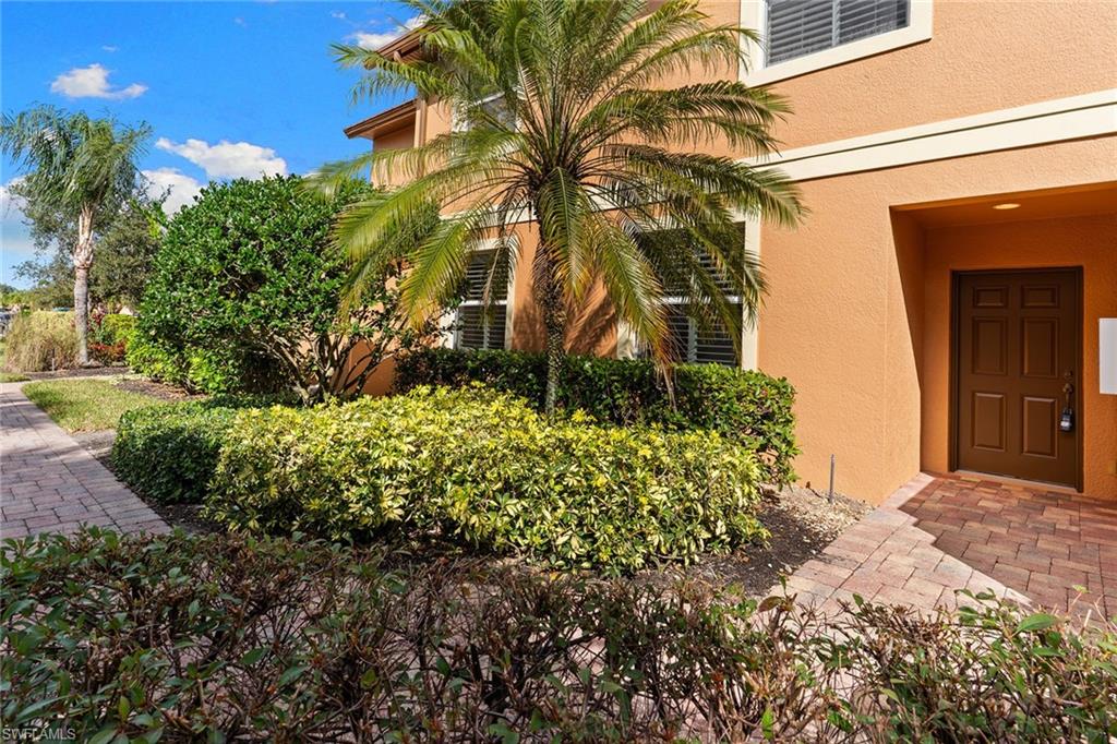 ALDEN WOODS - Residential Lease