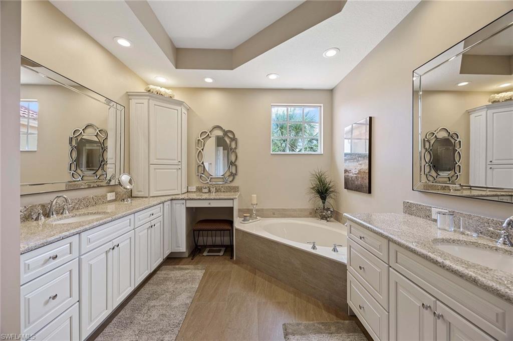 THE HAMPTONS - Residential Lease