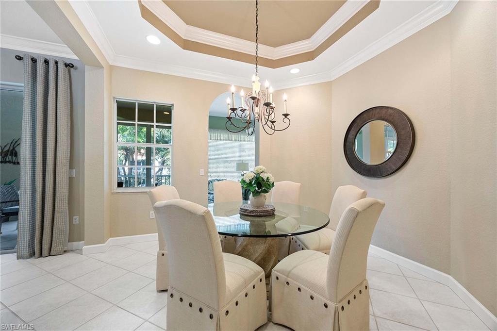 THE HAMPTONS - Residential Lease