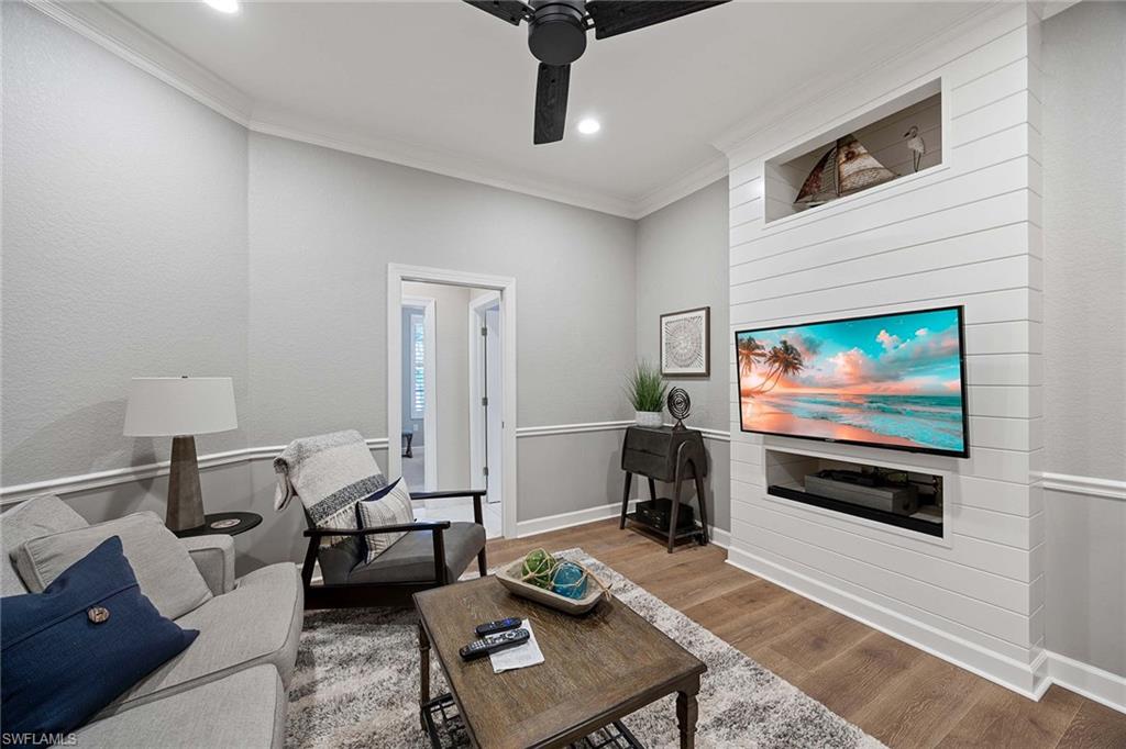 THE HAMPTONS - Residential Lease