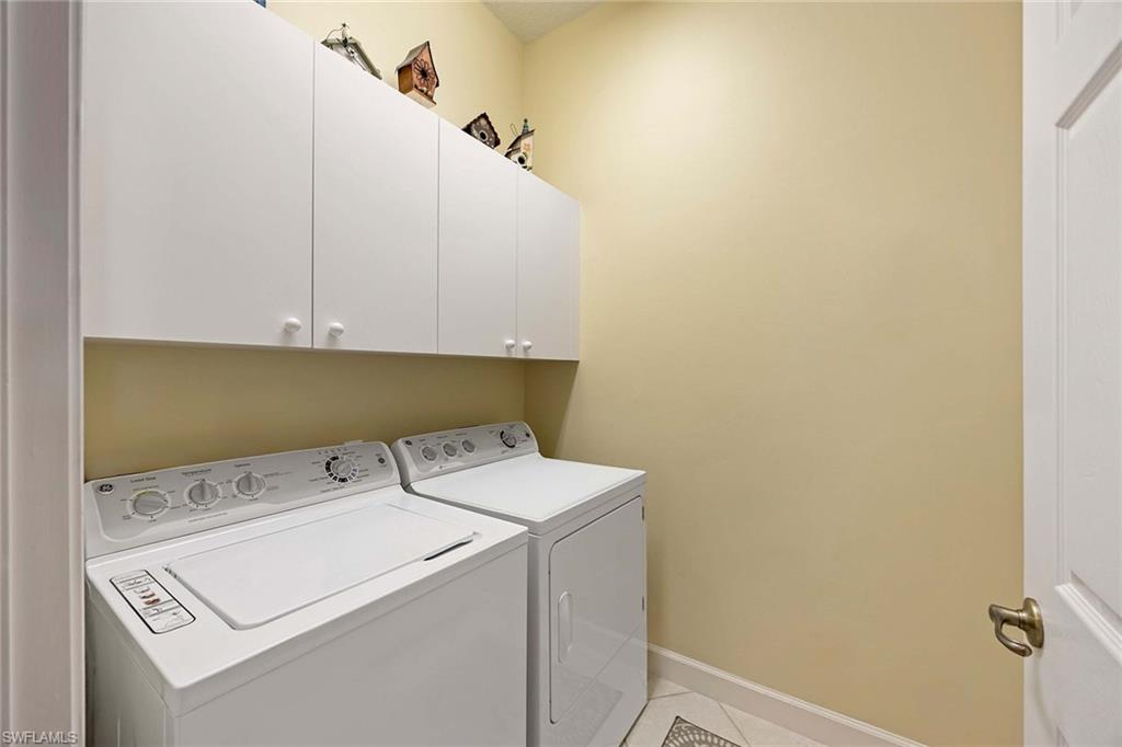 THE HAMPTONS - Residential Lease