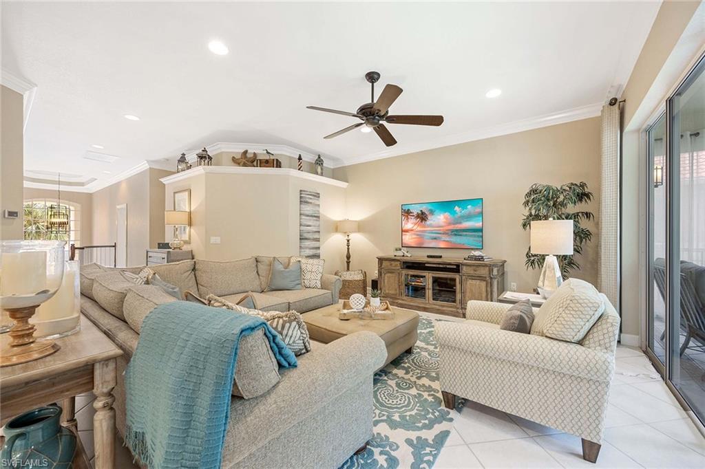 THE HAMPTONS - Residential Lease