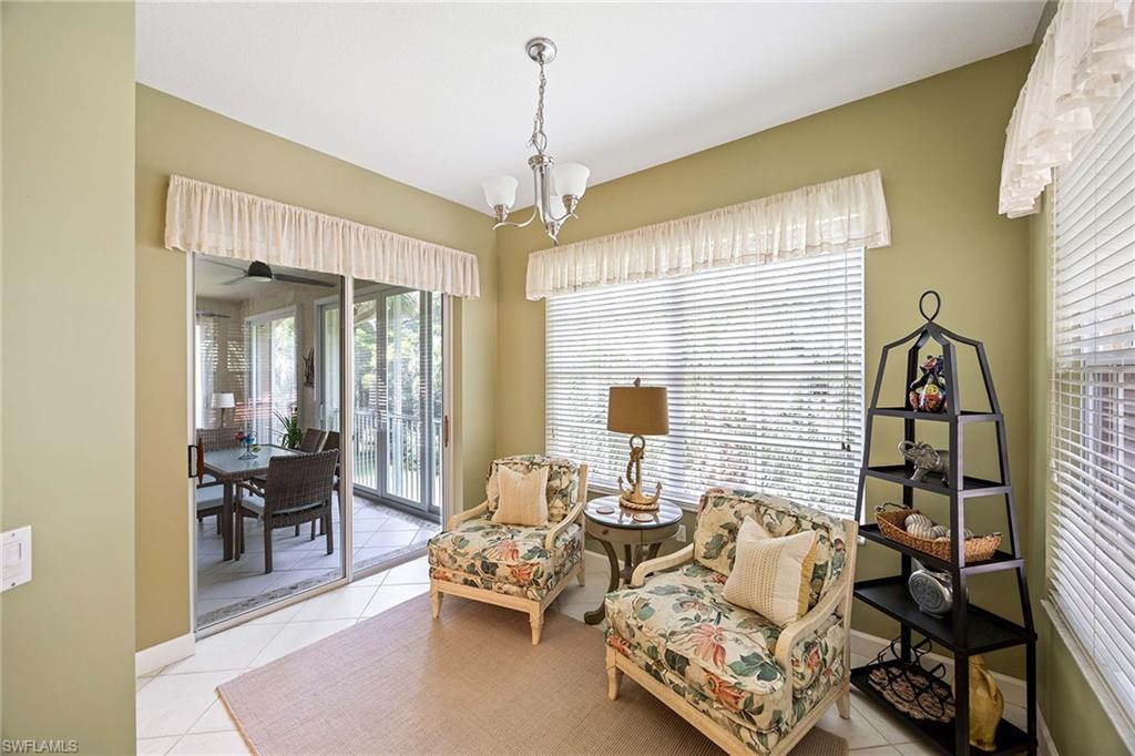 THE HAMPTONS - Residential Lease