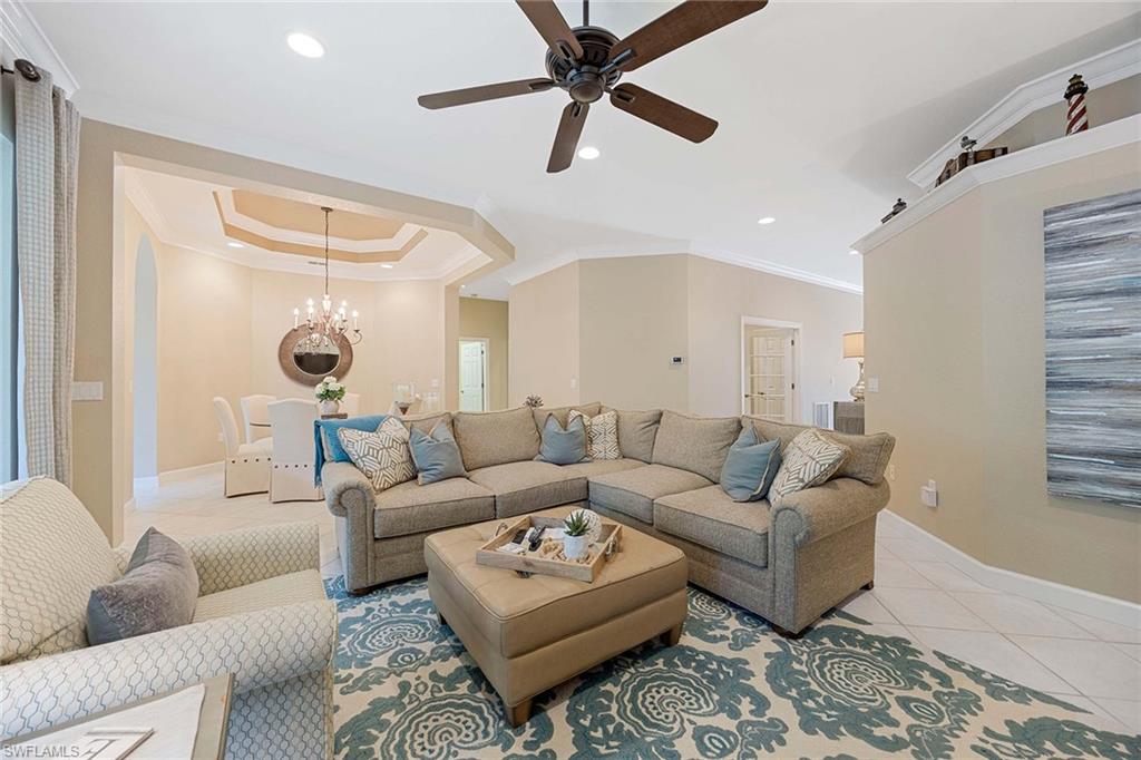 THE HAMPTONS - Residential Lease