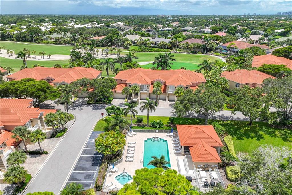 THE HAMPTONS - Residential Lease