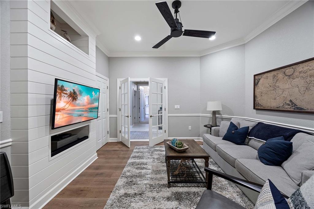 THE HAMPTONS - Residential Lease