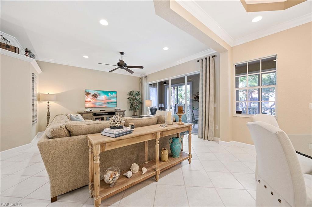 THE HAMPTONS - Residential Lease