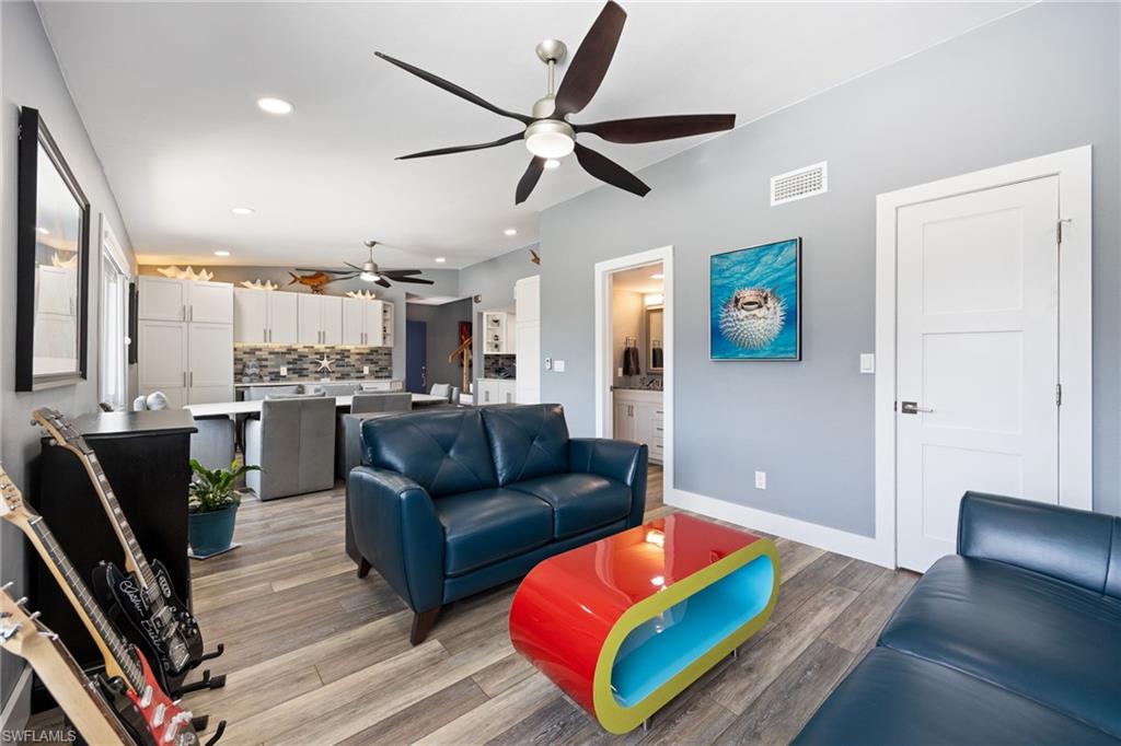 LA PALAPA CONDO - Residential