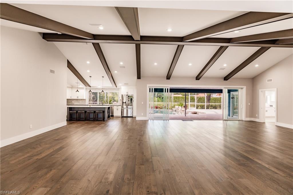 PINE RIDGE - Residential