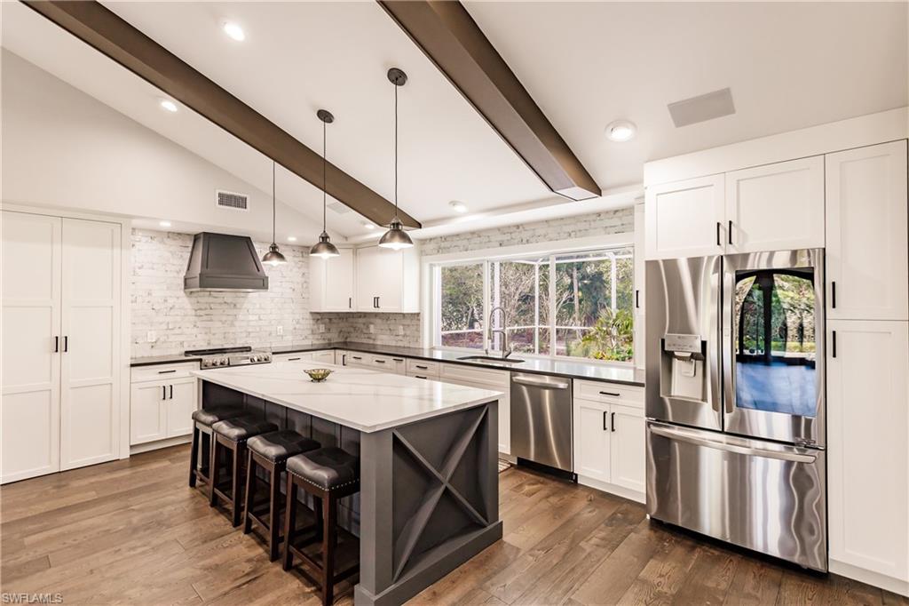 PINE RIDGE - Residential