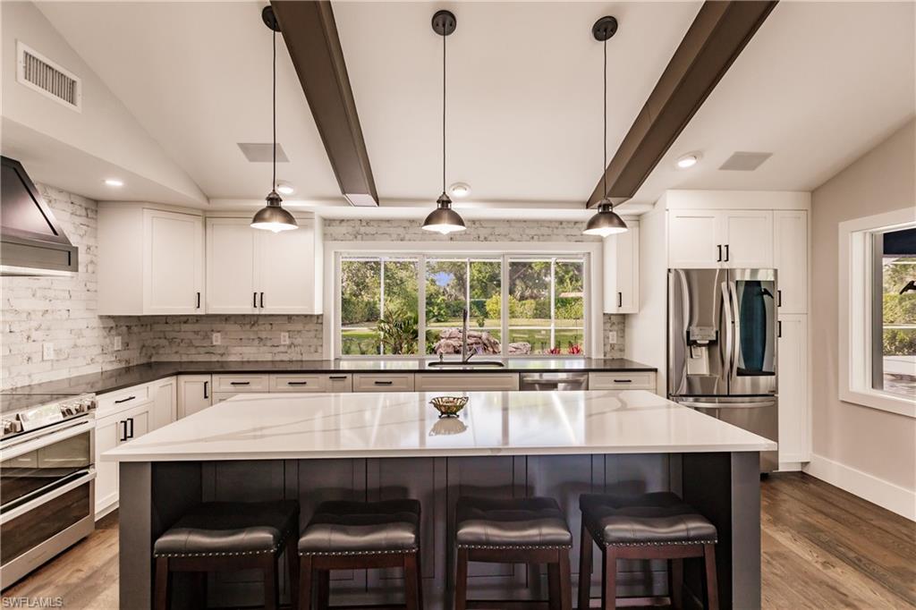 PINE RIDGE - Residential