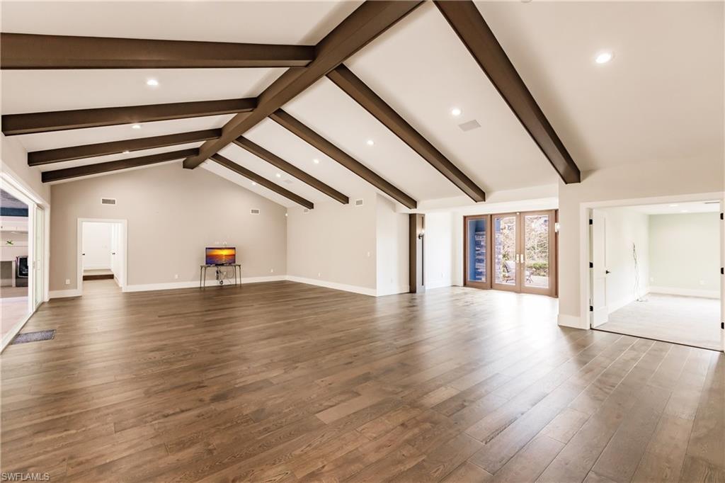 PINE RIDGE - Residential