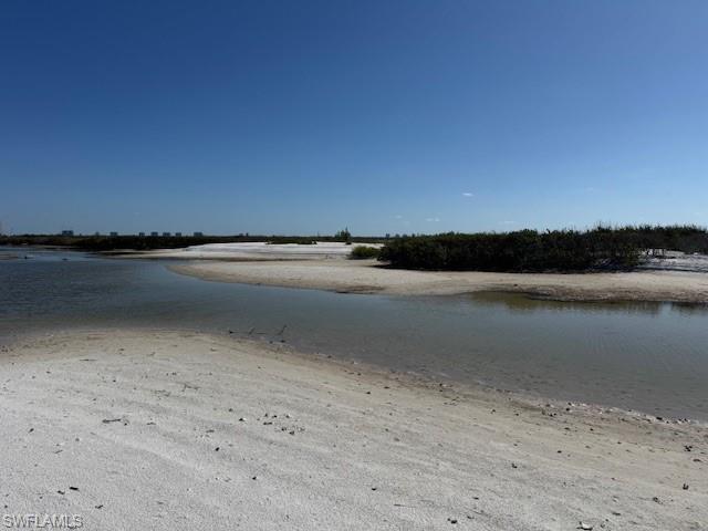 GRAND OLE MAN - Land