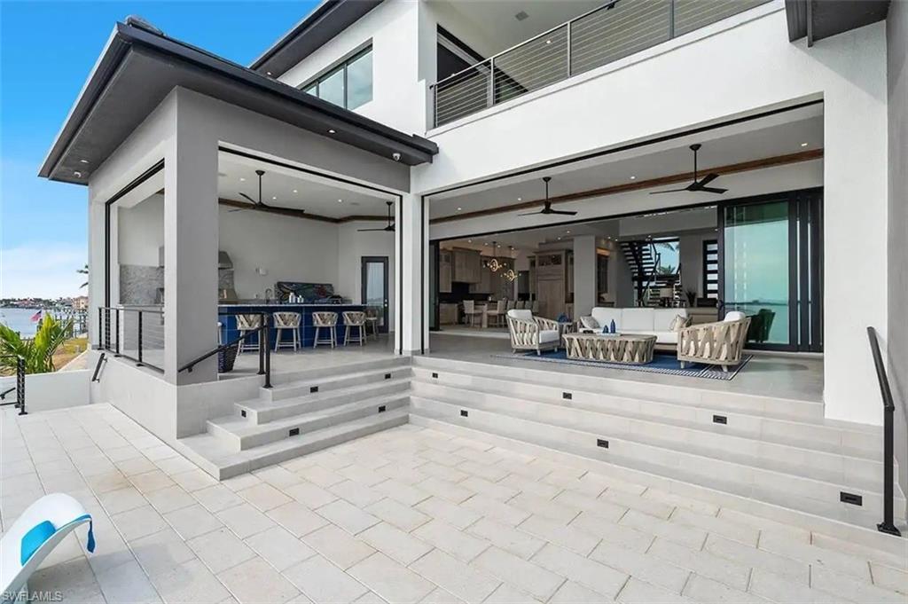 GRAND OLE MAN - Land