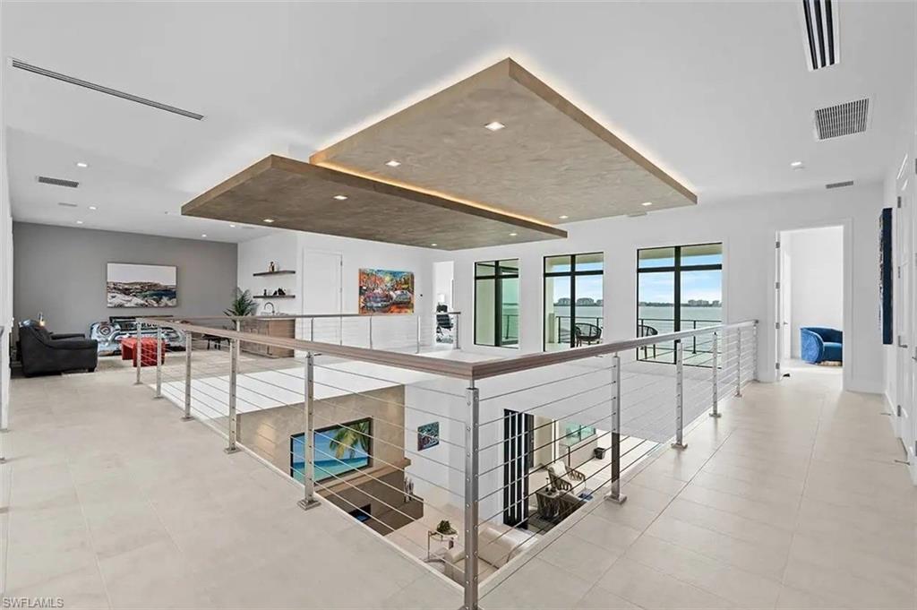 GRAND OLE MAN - Land