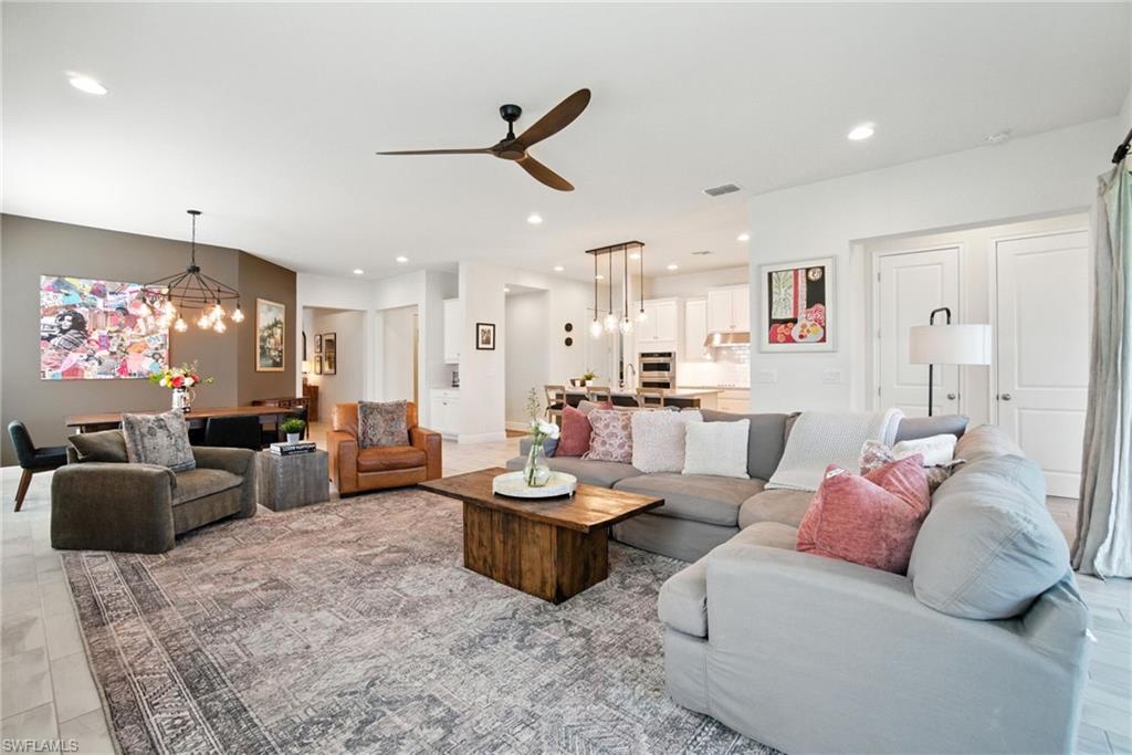 COMPASS LANDING - Residential