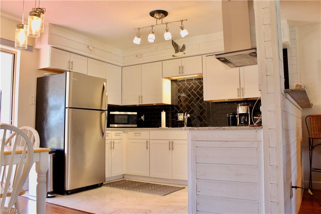 COCOHATCHEE VILLAS - Residential