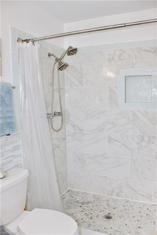 COCOHATCHEE VILLAS - Residential