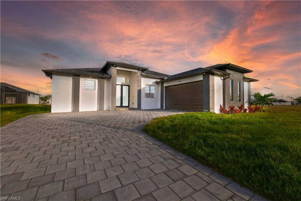 CAPE CORAL - Residential