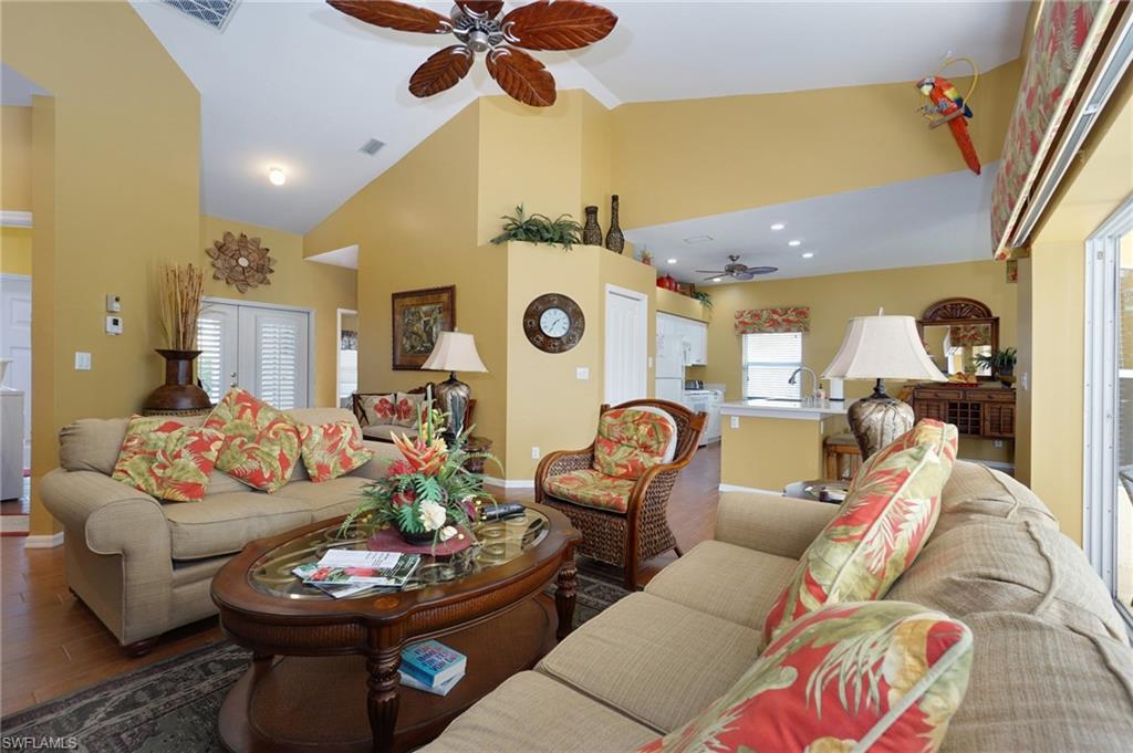 FALCONS GLEN - Residential