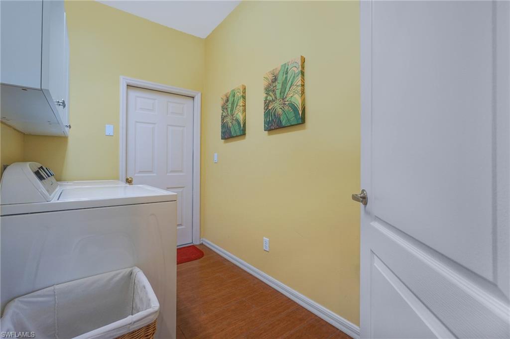 FALCONS GLEN - Residential