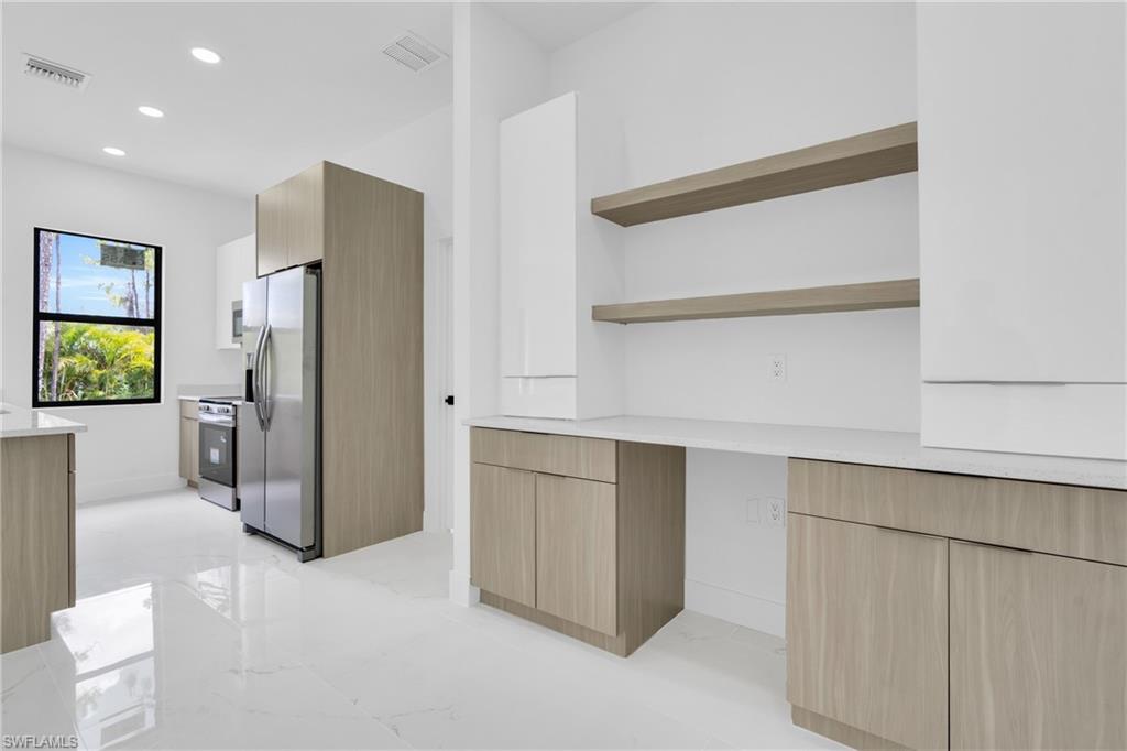 LEHIGH ACRES - Residential Lease