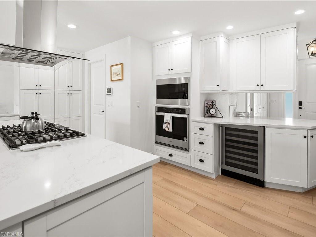 MOORINGS - Residential