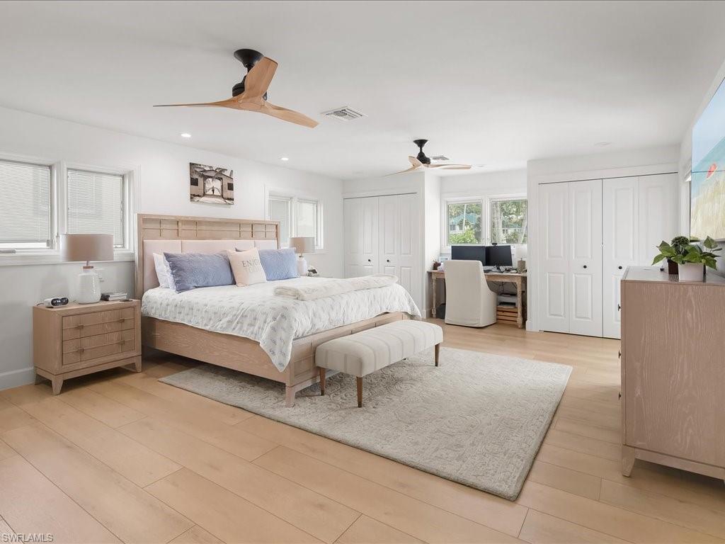 MOORINGS - Residential