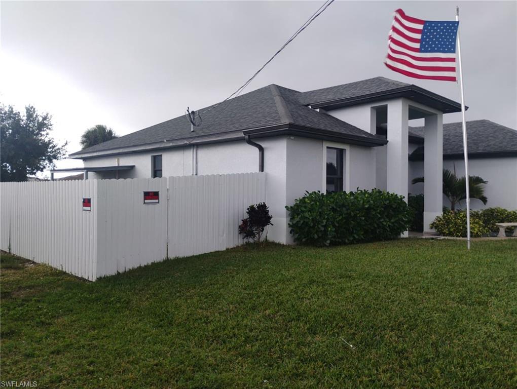 CAPE CORAL - Residential
