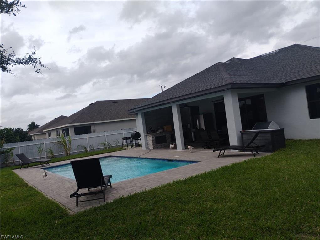 CAPE CORAL - Residential