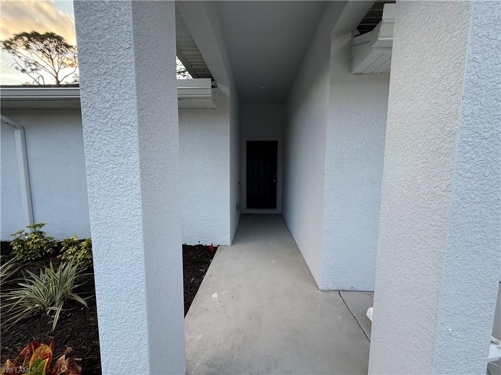 PORT CHARLOTTE - Residential Lease