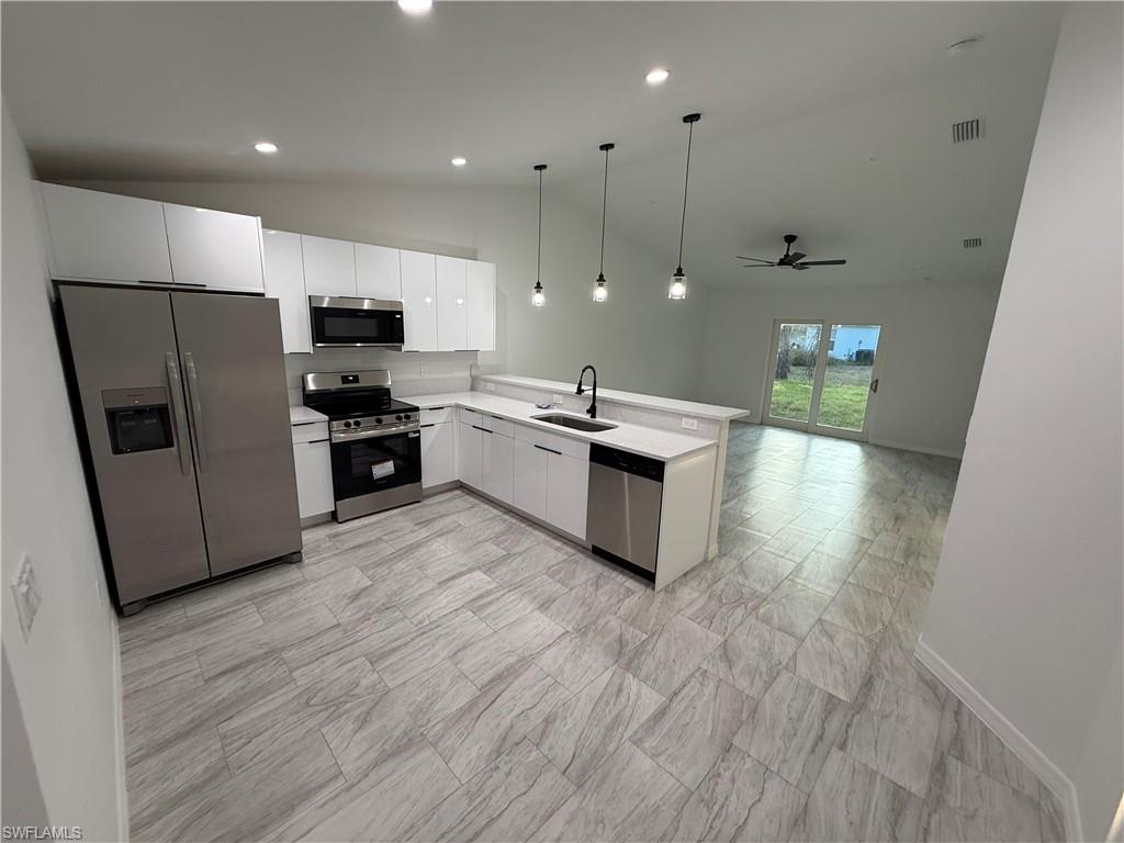 PORT CHARLOTTE - Residential Lease