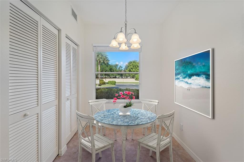 HUNTINGTON LAKES - Residential