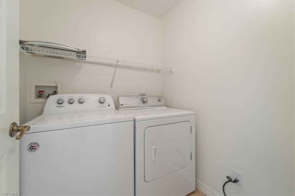 HUNTINGTON LAKES - Residential