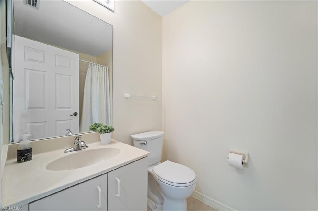 HUNTINGTON LAKES - Residential