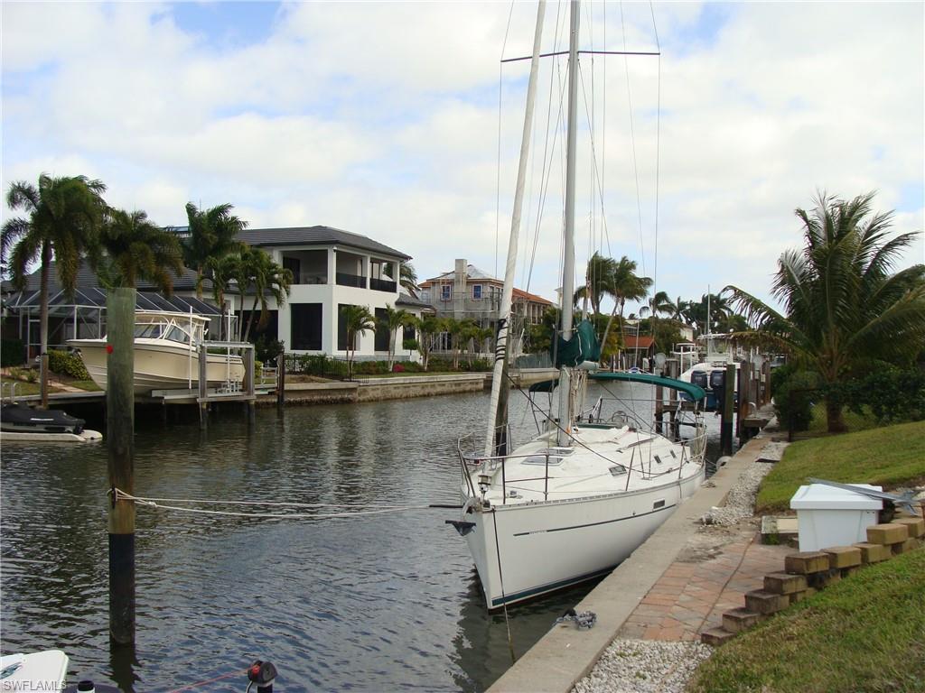 AQUALANE SHORES - Residential