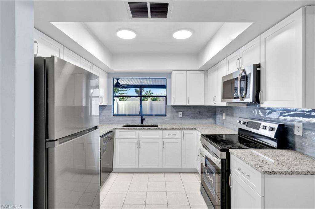 COURTYARDS OF CAPE CORAL SOUTH - Residential