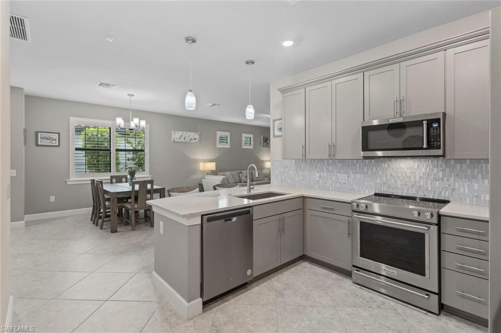 DEL WEBB - Residential