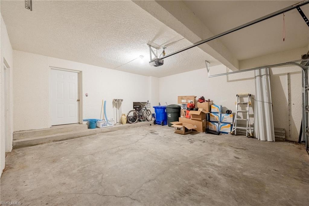 JASMINE POINTE - Residential