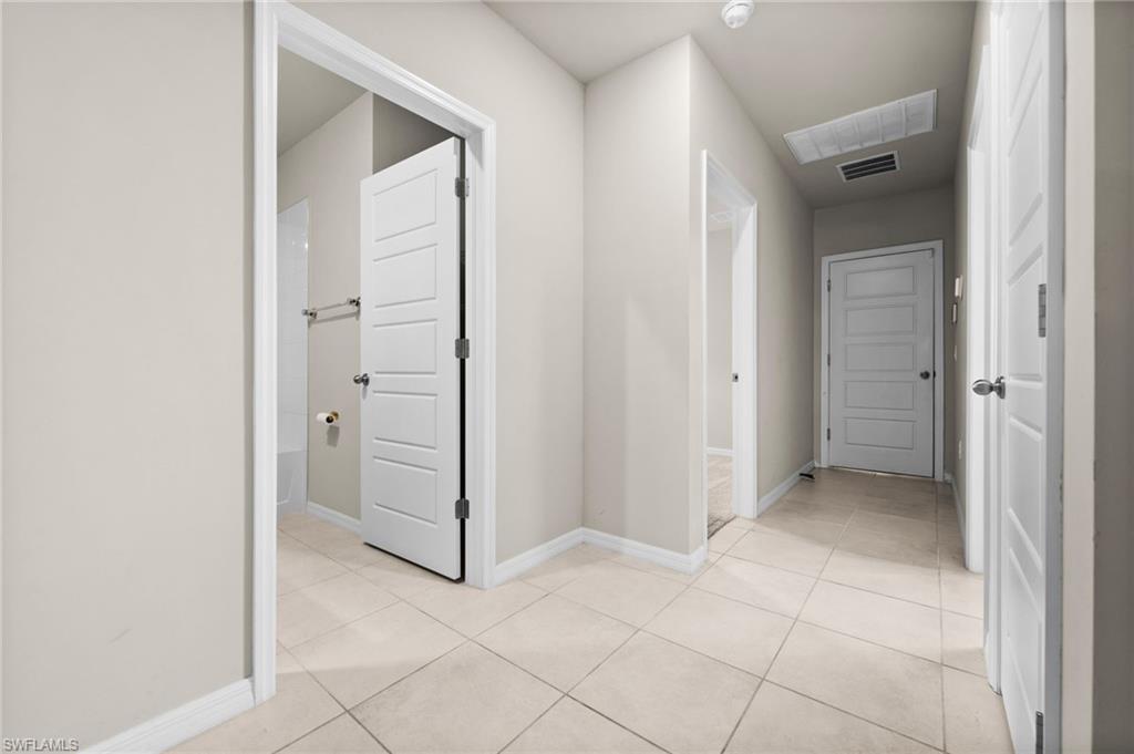 CRESCENT LAKES - Residential