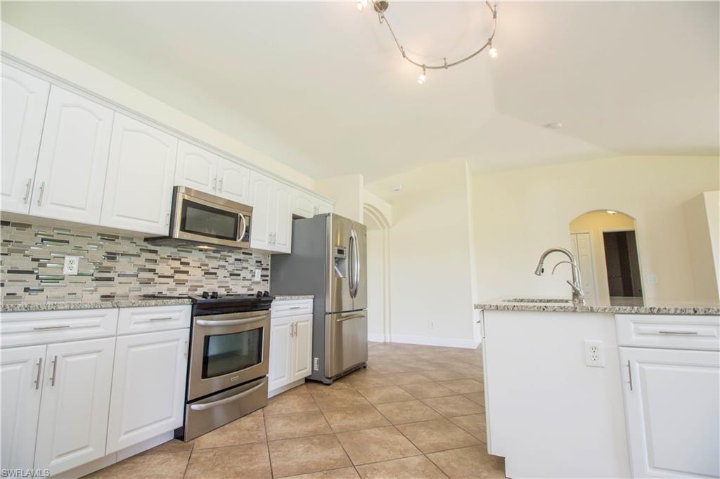 GOLDEN GATE ESTATES - Residential