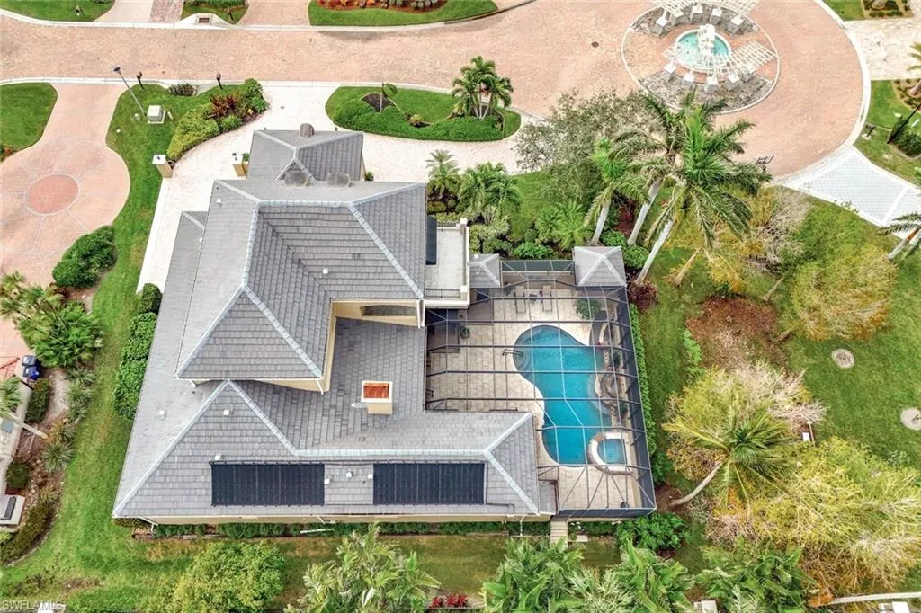 Fort Myers, Florida 33919, United States, 5 Bedrooms Bedrooms, ,5 BathroomsBathrooms,Residential,Active,10913