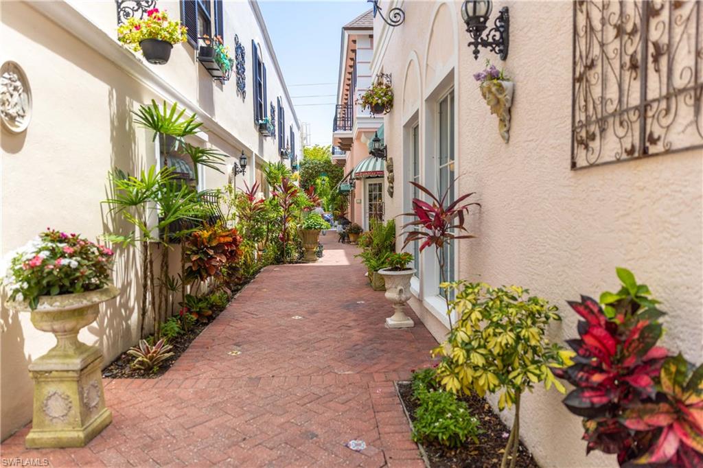 NAPLES PARK - Residential Lease