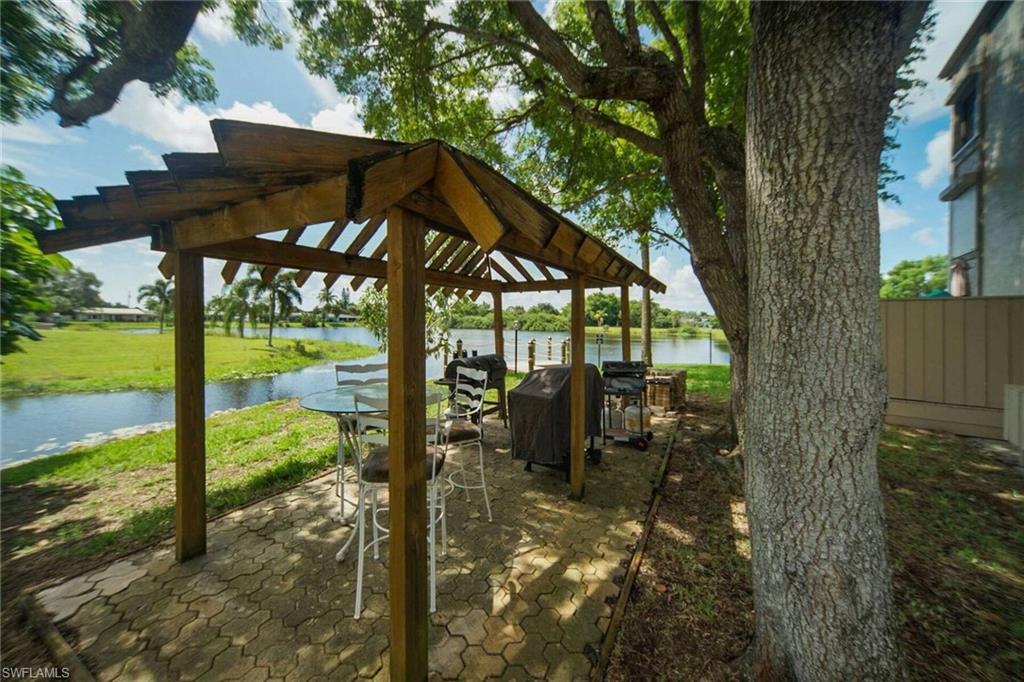 LAKESIDE AT LOCHMOOR CONDO - Residential