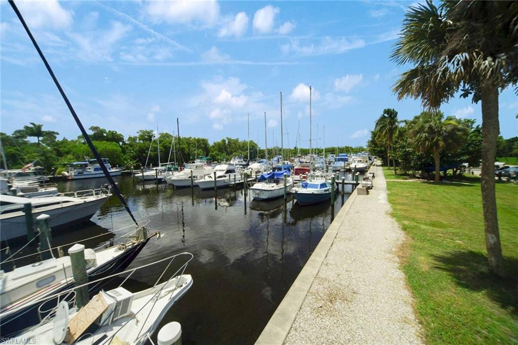 LAKESIDE AT LOCHMOOR CONDO - Residential