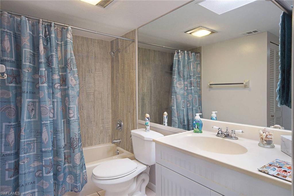 LAKESIDE AT LOCHMOOR CONDO - Residential