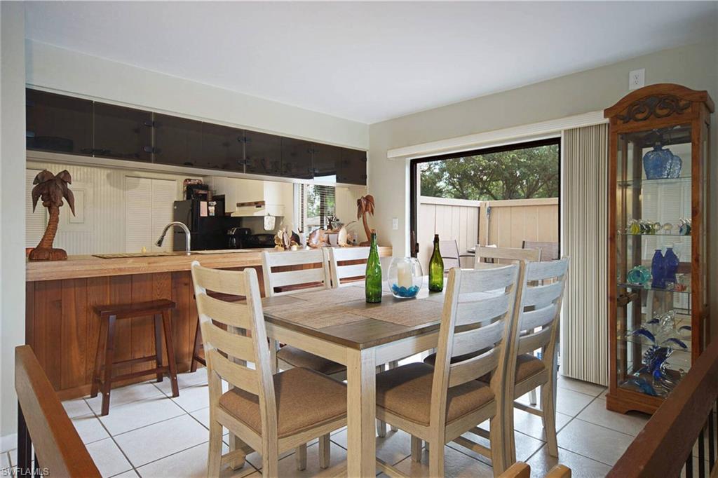 LAKESIDE AT LOCHMOOR CONDO - Residential