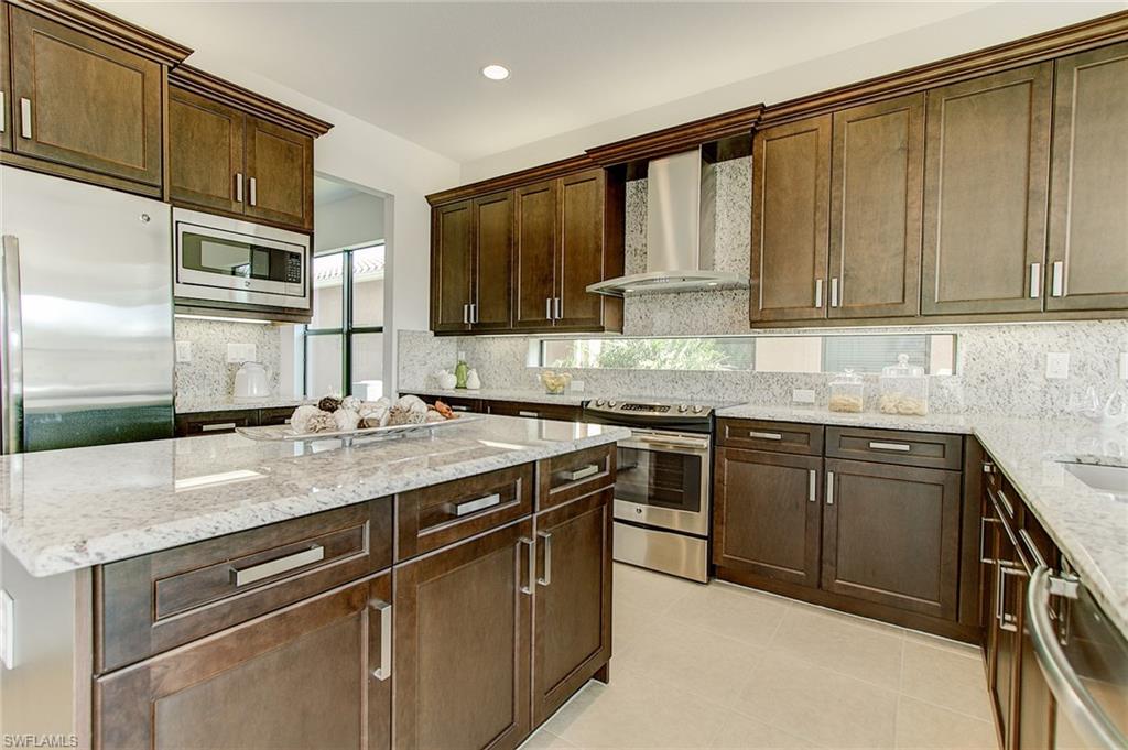 RIVERSTONE - Residential