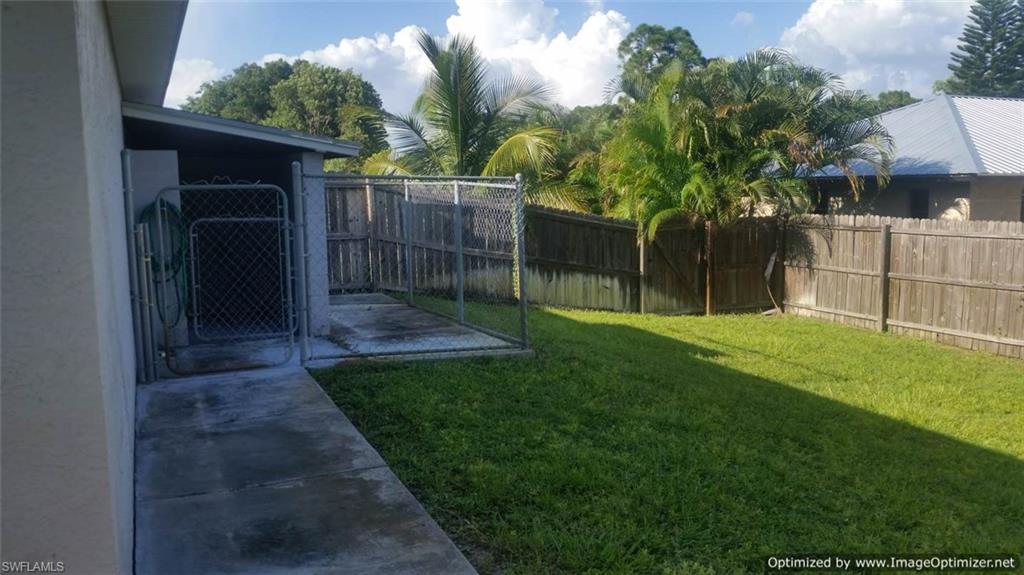 SAN CARLOS PARK - Residential