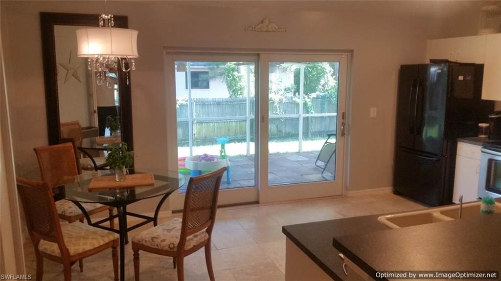 SAN CARLOS PARK - Residential